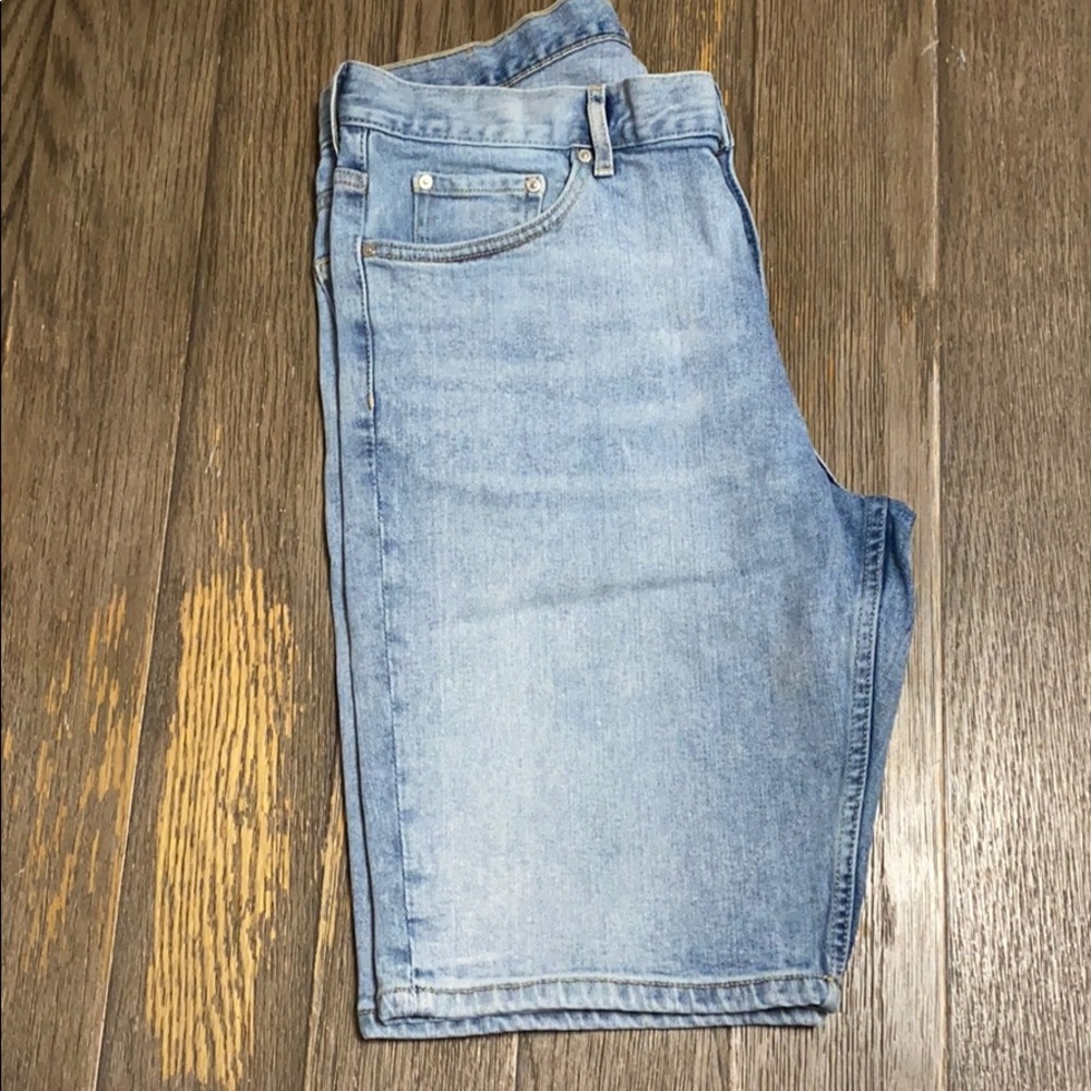 H&M slim fit jean shorts